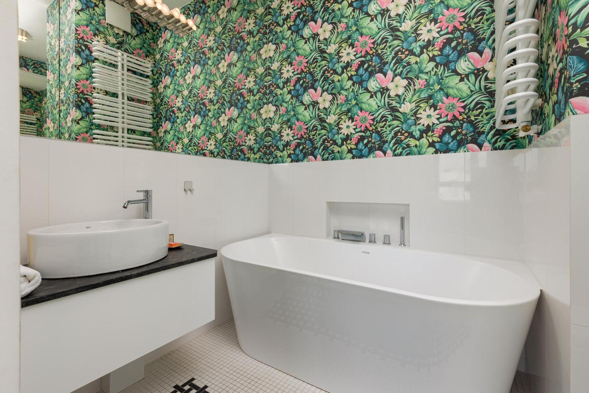 Royal Garden Apartment In Wilanow By Renters Prestige Warsaw Exterior photo