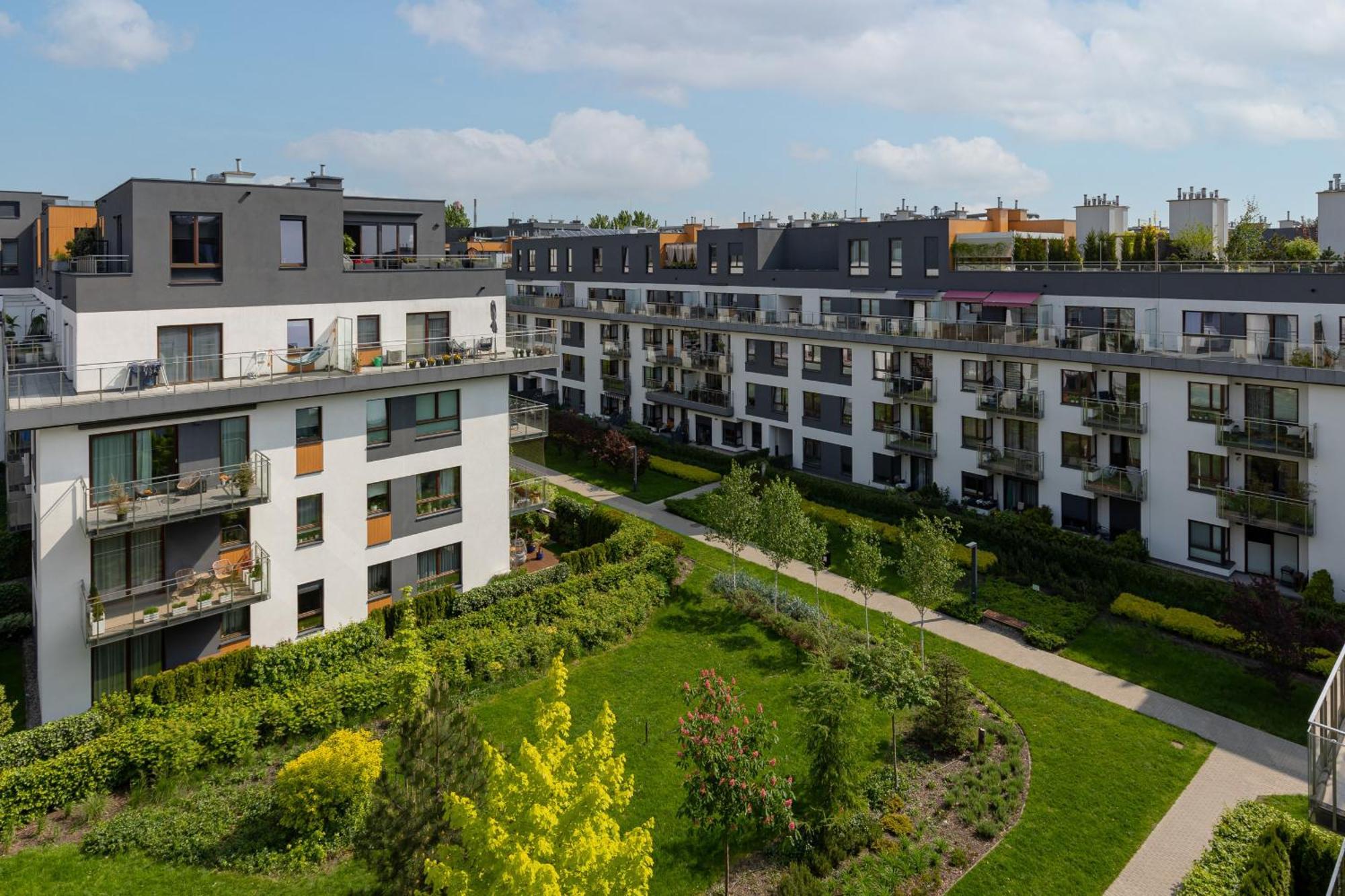 Royal Garden Apartment In Wilanow By Renters Prestige Warsaw Exterior photo